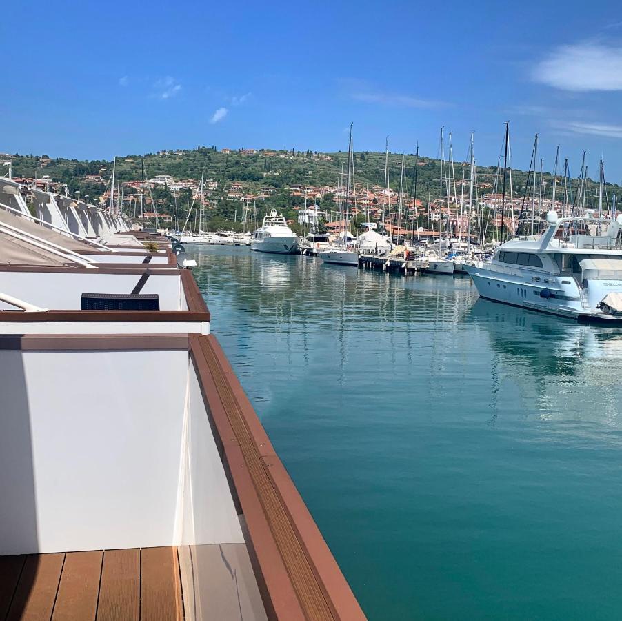 Bellavista Houseboat Apartment Portorose Esterno foto