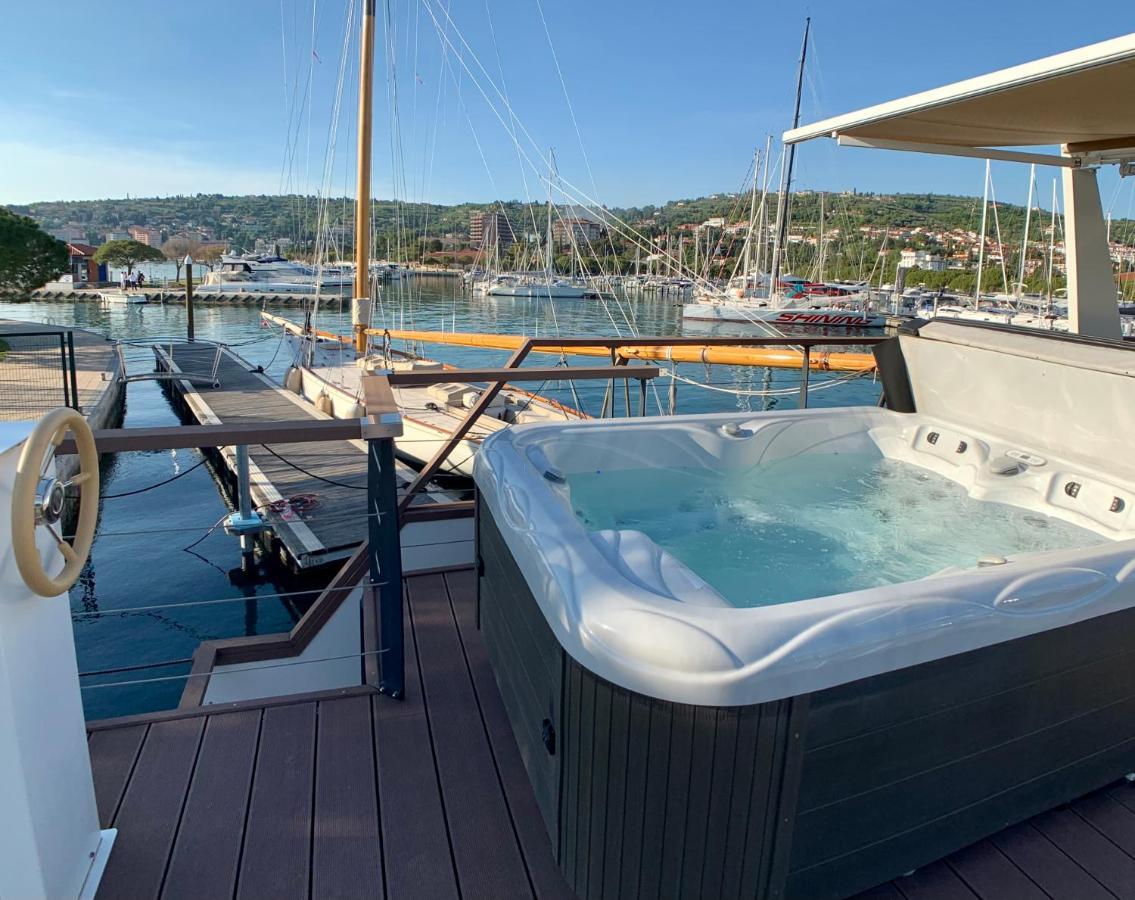 Bellavista Houseboat Apartment Portorose Esterno foto