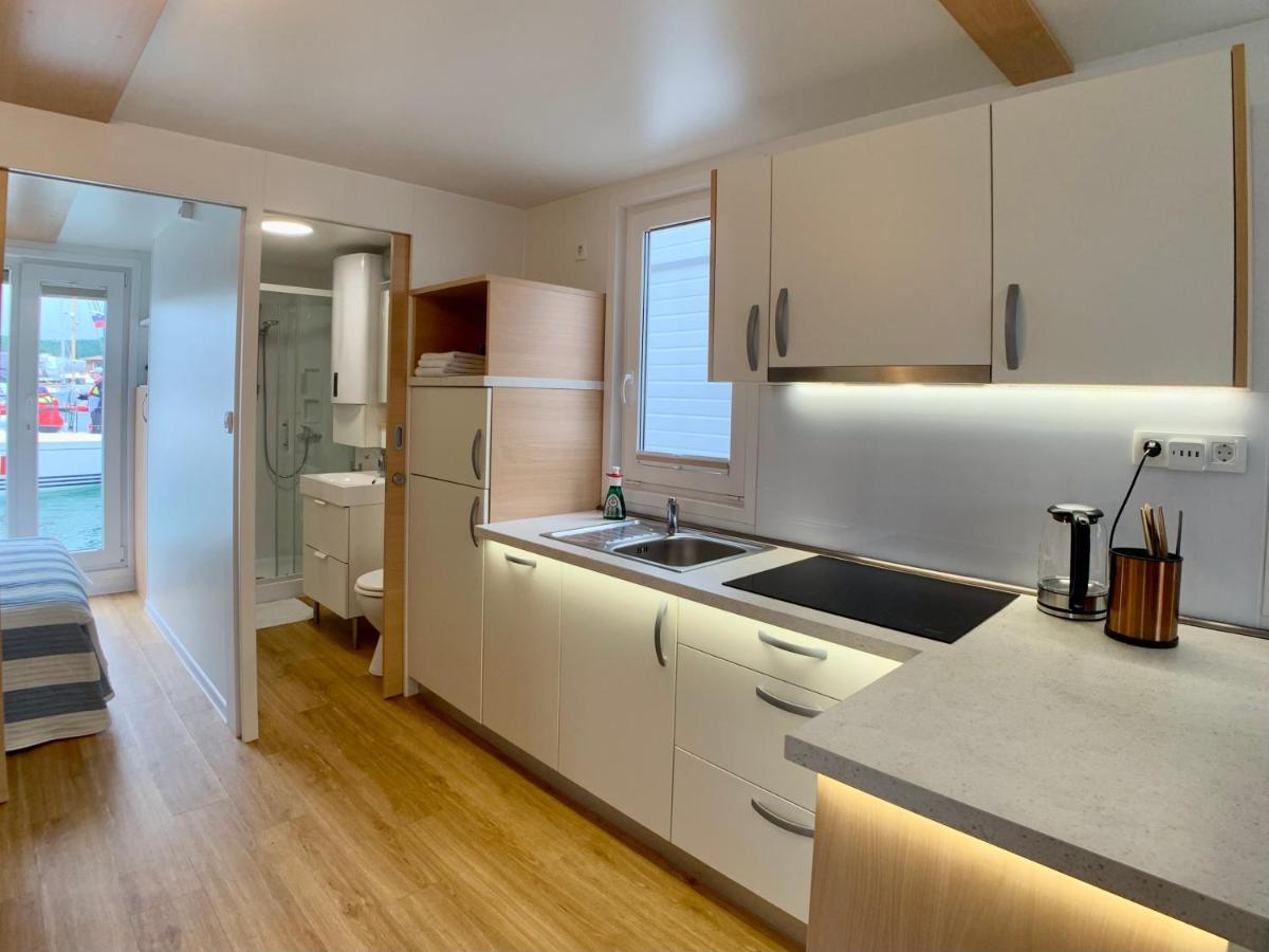 Bellavista Houseboat Apartment Portorose Esterno foto