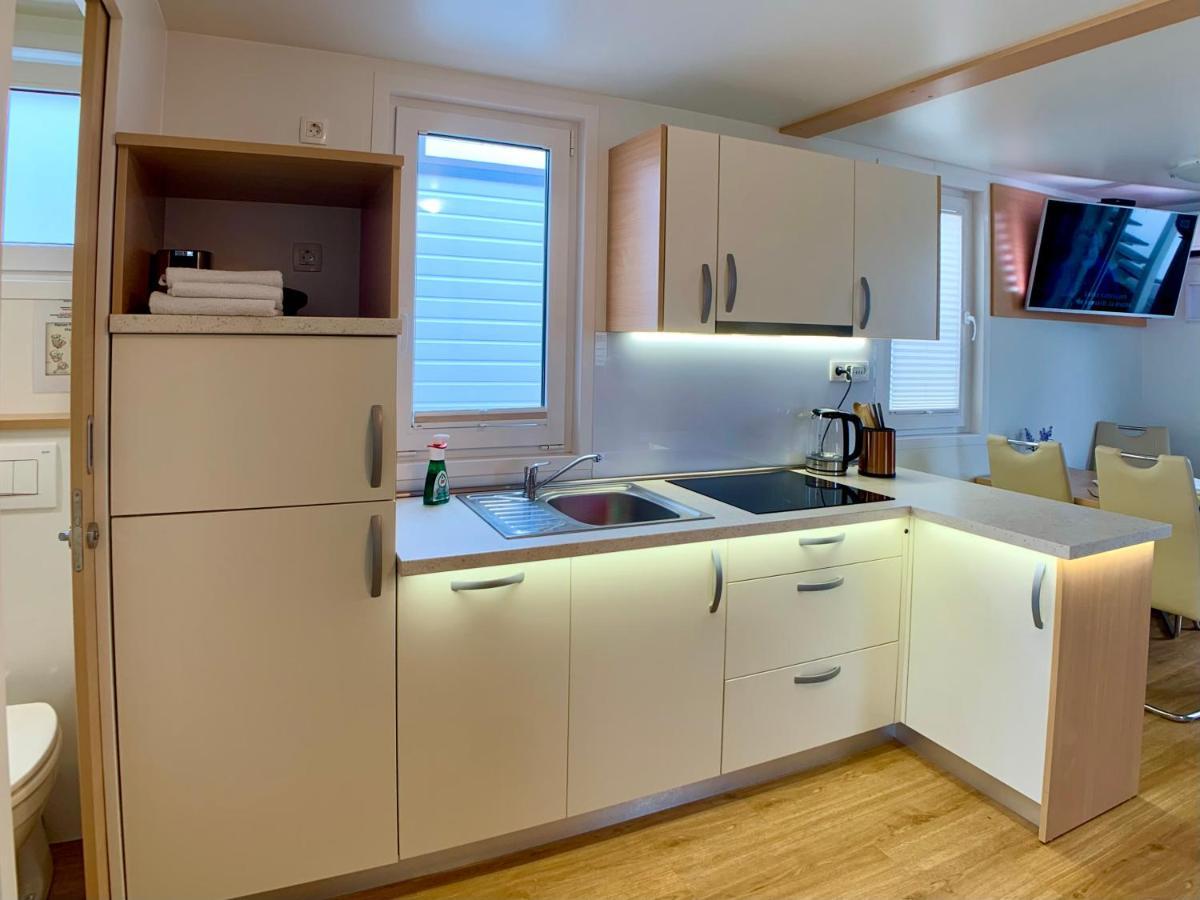 Bellavista Houseboat Apartment Portorose Esterno foto